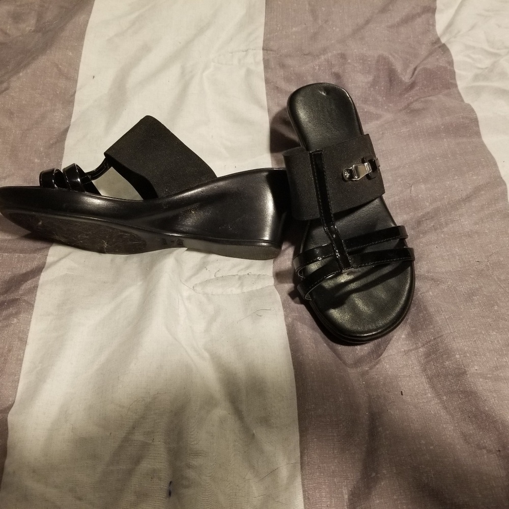 Shoes - Picture 2 of 2